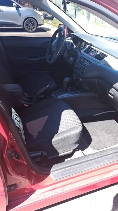2002 Mitsubishi Lancer 8th Gen - Image 5 of 8