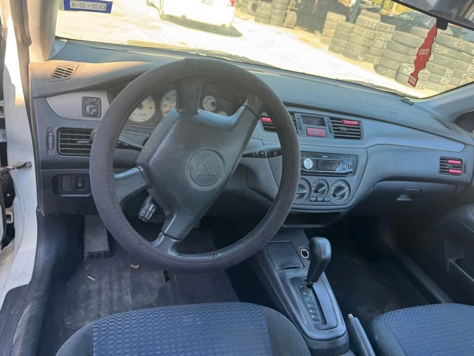 2002 Mitsubishi Lancer 7th Gen - Image 6 of 8