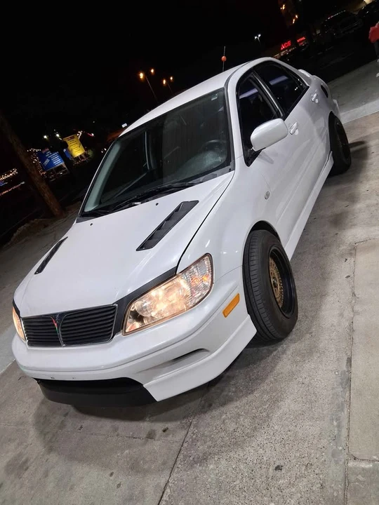 2002 Mitsubishi Lancer 7th Gen - Image 2 of 2
