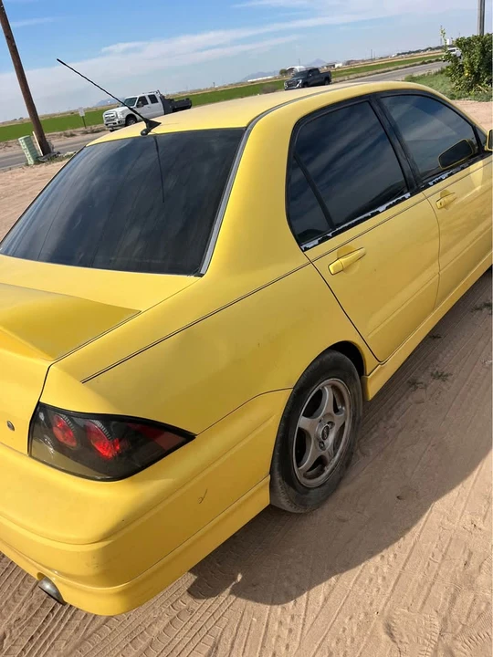 2002 Mitsubishi Lancer 8th Gen - Image 3 of 12
