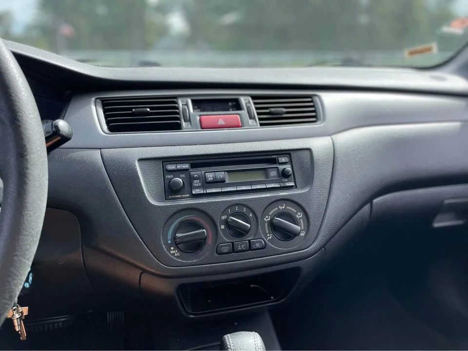 2002 Mitsubishi Lancer 7th Gen - Image 2 of 9