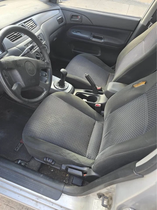 2002 Mitsubishi Lancer 7th Gen - Image 6 of 8