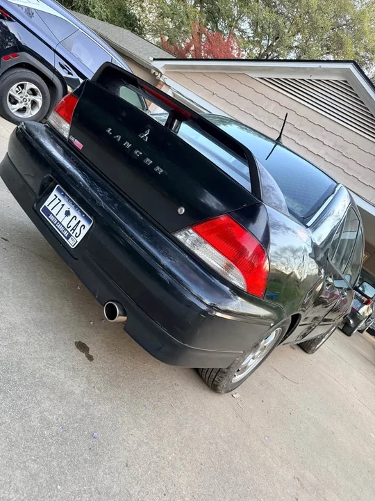 2002 Mitsubishi Lancer 8th Gen - Image 2 of 7
