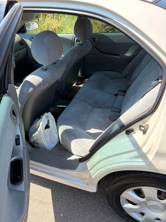 2002 Mitsubishi Mirage 5th Gen - Image 6 of 8
