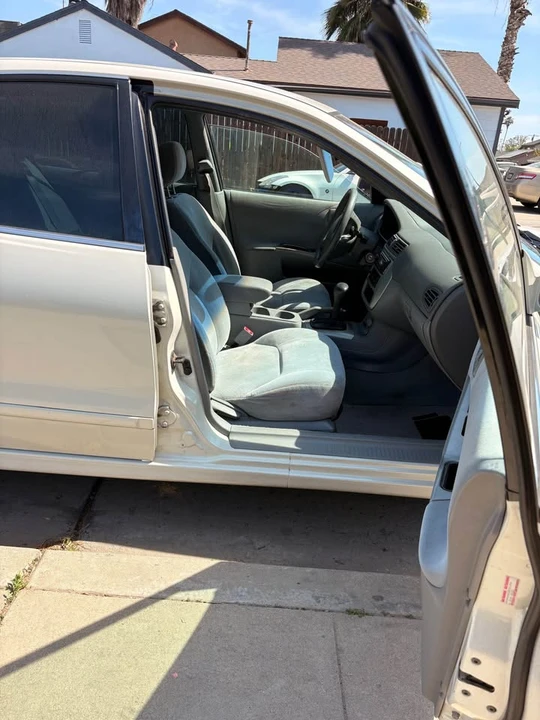 2002 Mitsubishi Mirage 5th Gen - Image 8 of 8