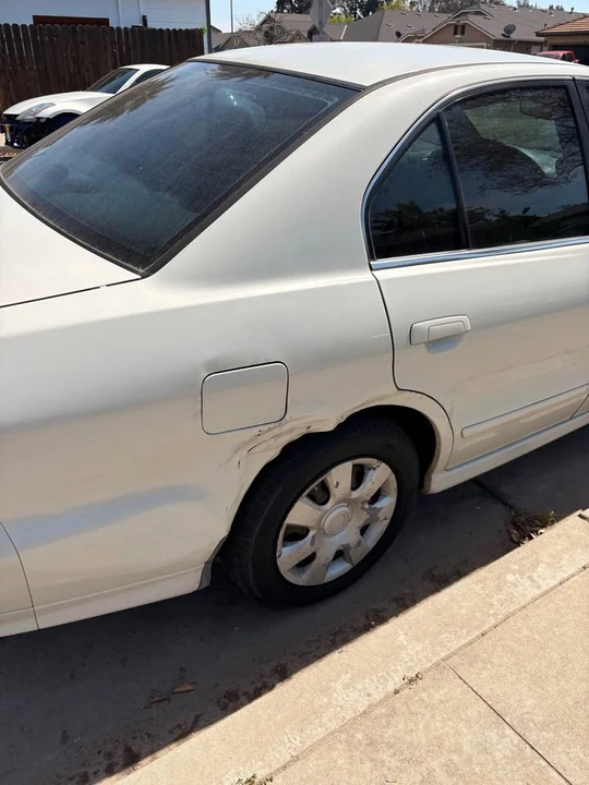 2002 Mitsubishi Mirage 5th Gen - Image 4 of 8