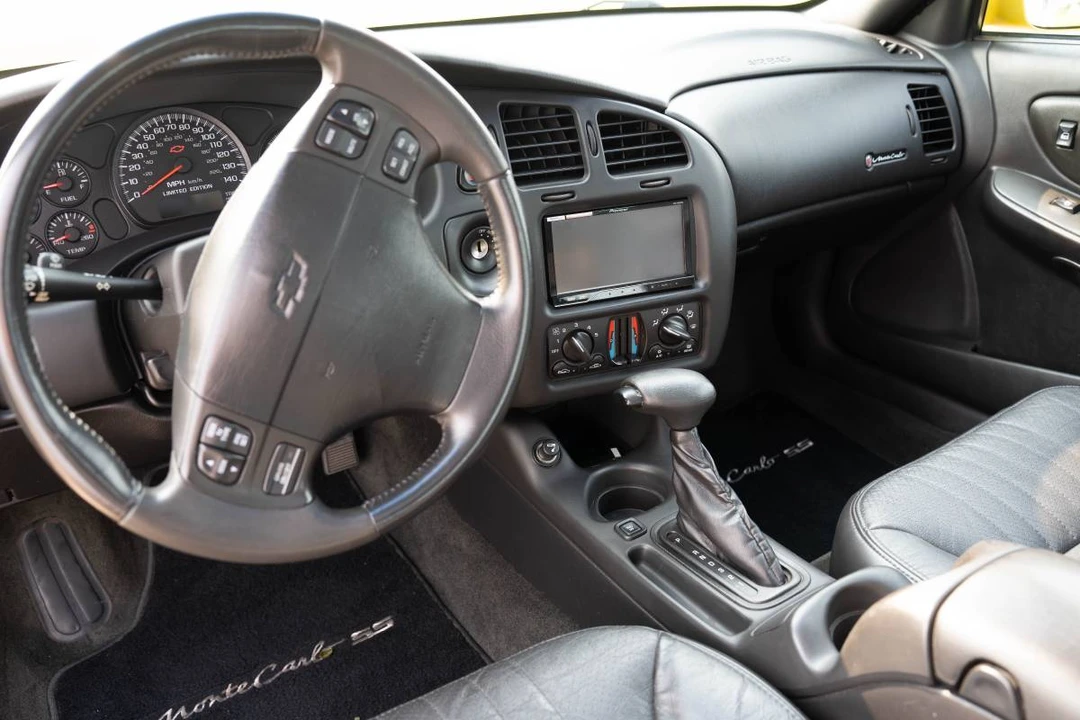 2002 Chevrolet Monte Carlo 6th Gen - Image 4 of 16