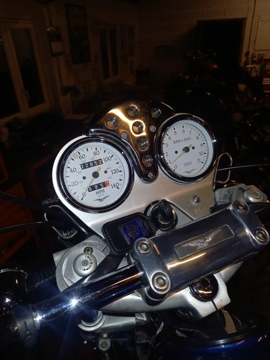2002 Moto Guzzi - Image 17 of 30
