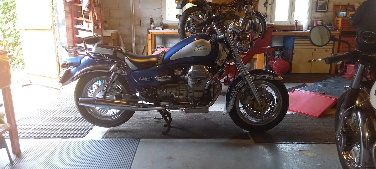 2002 Moto Guzzi - Image 2 of 30