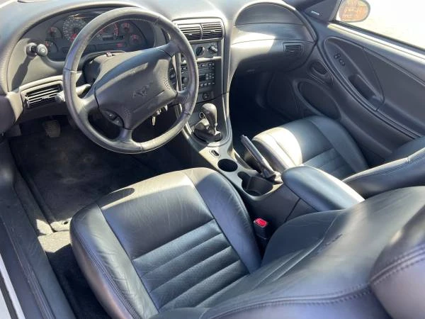 2002 Ford SN95 Mustang - Image 5 of 9