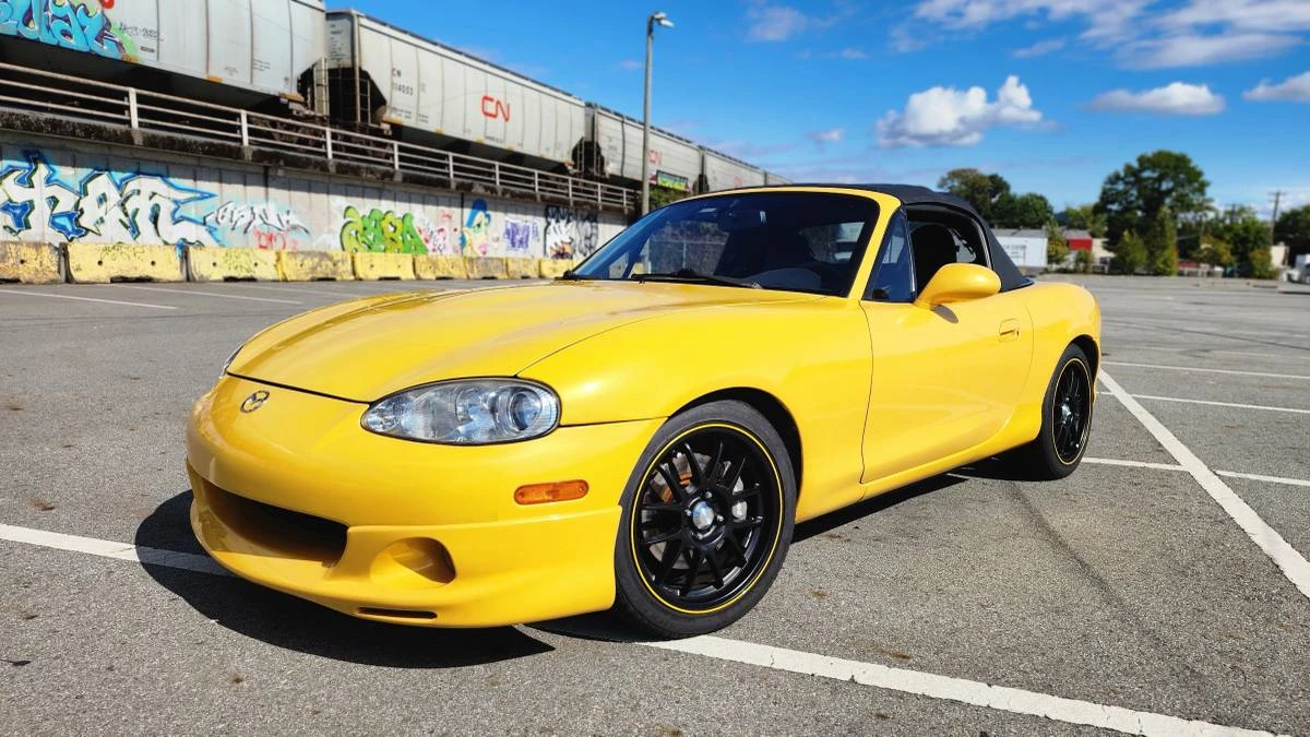 2002 Mazda NB MX-5 Miata - Image 2 of 8