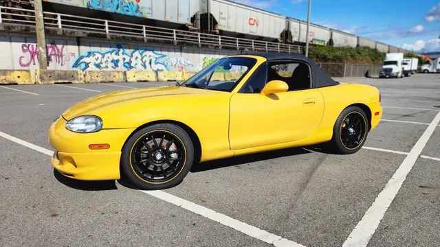 2002 Mazda Miata MX-5 Special Edition