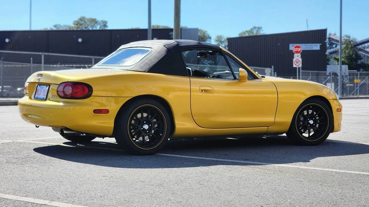 2002 Mazda NB MX-5 Miata - Image 8 of 8