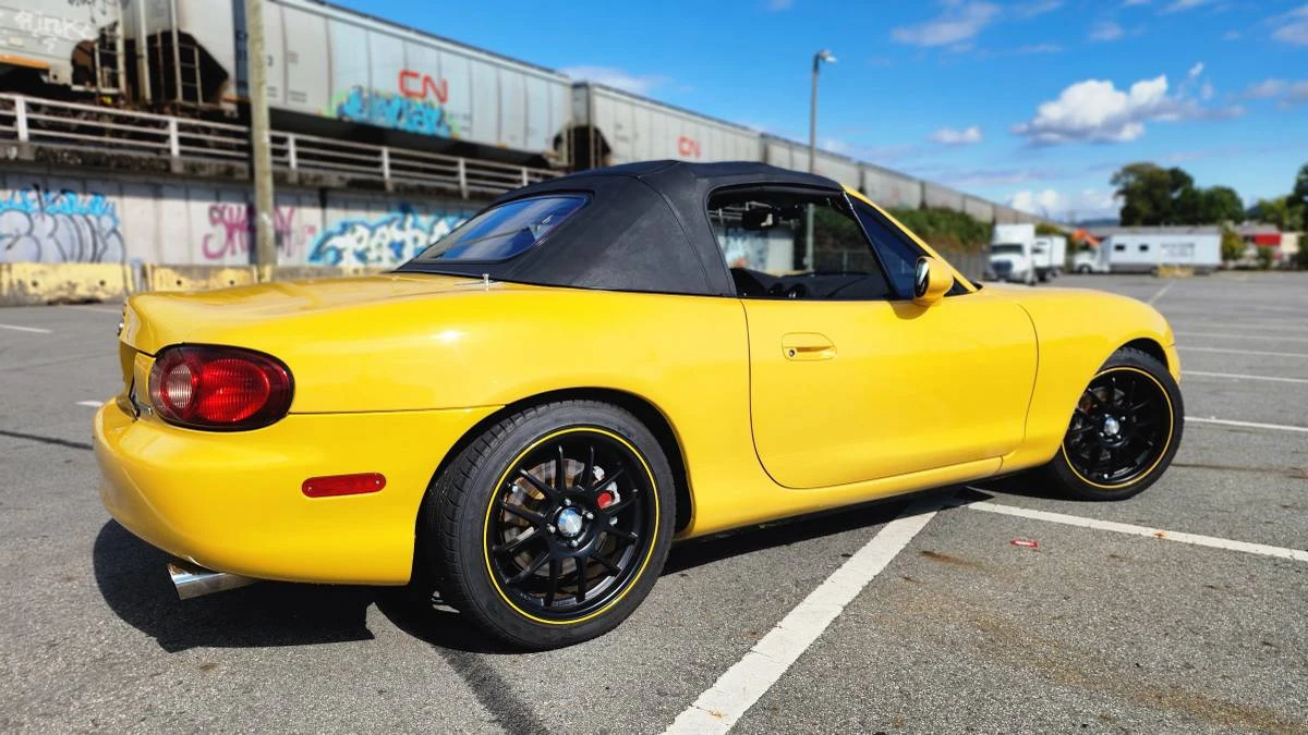 2002 Mazda NB MX-5 Miata - Image 3 of 8