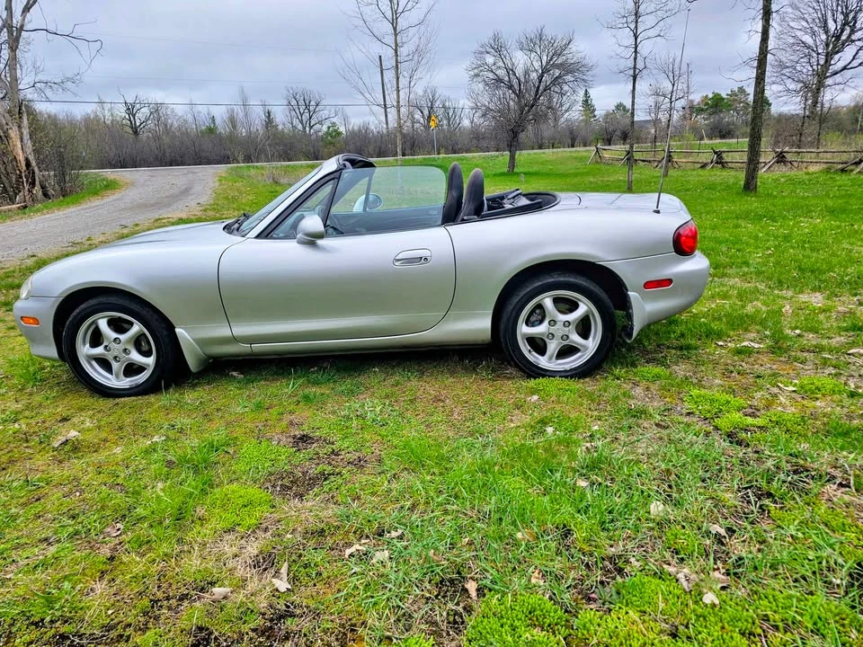 2002 Mazda NB MX-5 Miata - Image 3 of 10