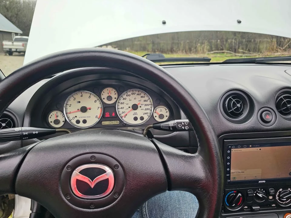 2002 Mazda NB MX-5 Miata - Image 7 of 10