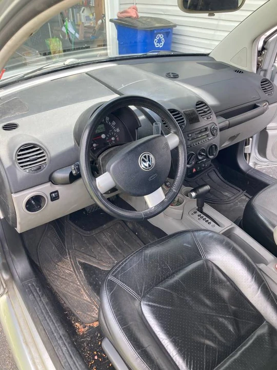 2002 Volkswagen New Beetle - Image 3 of 13