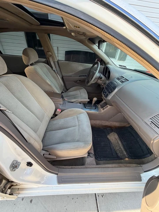2002 Nissan Altima 3rd Gen - Image 6 of 10