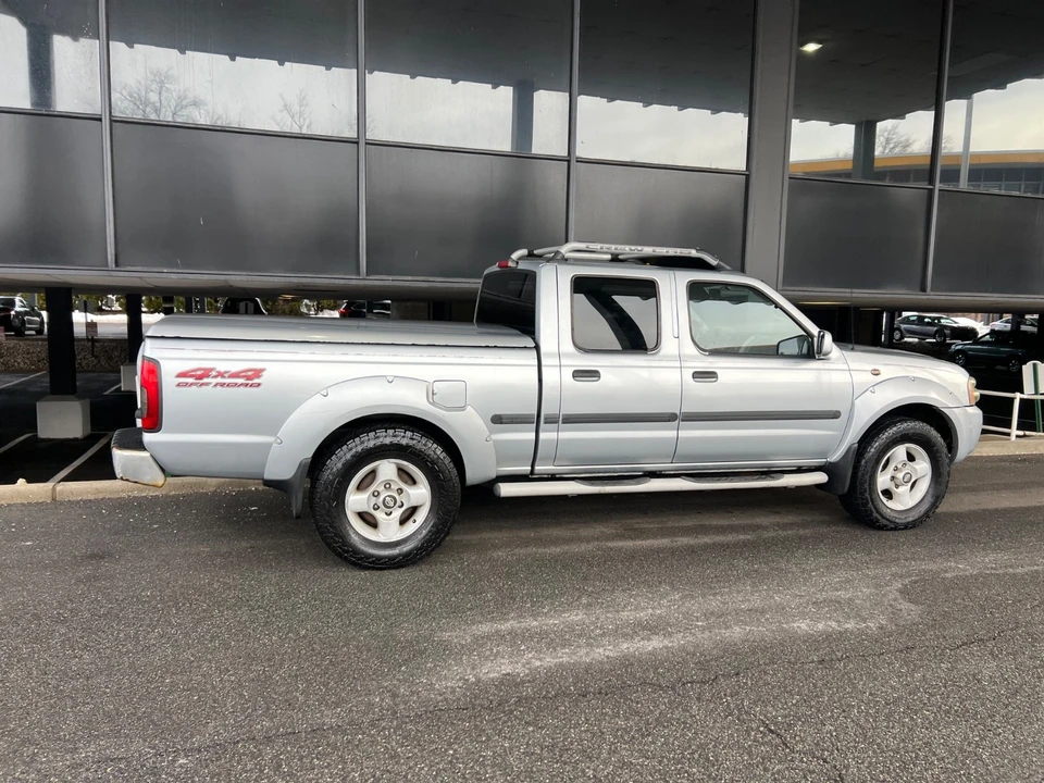 2002 Nissan Frontier 1st Gen - Image 9 of 21