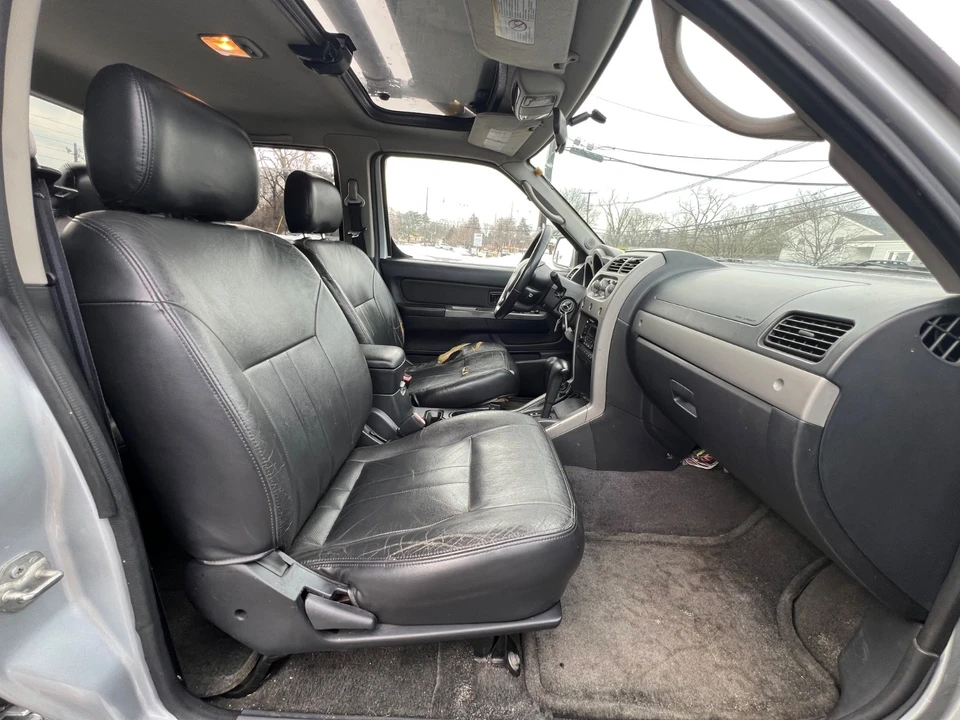 2002 Nissan Frontier 1st Gen - Image 14 of 21