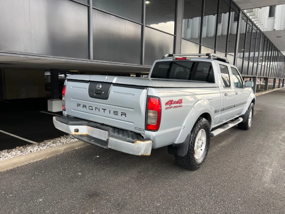 2002 Nissan Frontier 1st Gen - Image 10 of 21