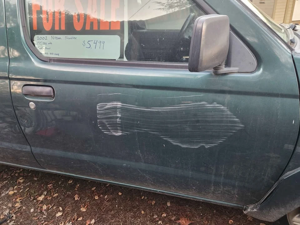 2002 Nissan Frontier 1st Gen - Image 12 of 15