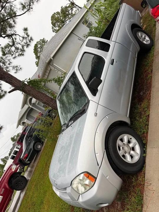2002 Nissan Frontier 1st Gen - Image 12 of 13