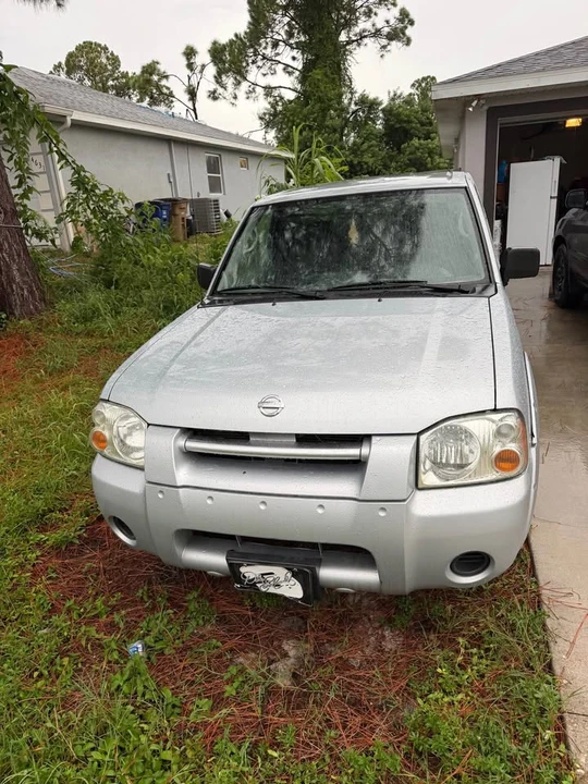 2002 Nissan Frontier 1st Gen - Image 13 of 13