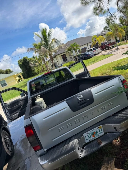 2002 Nissan Frontier 1st Gen - Image 4 of 13
