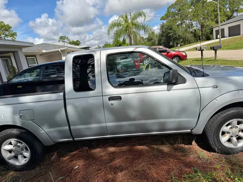 2002 Nissan Frontier Nismo Pickup 4D 5 ft