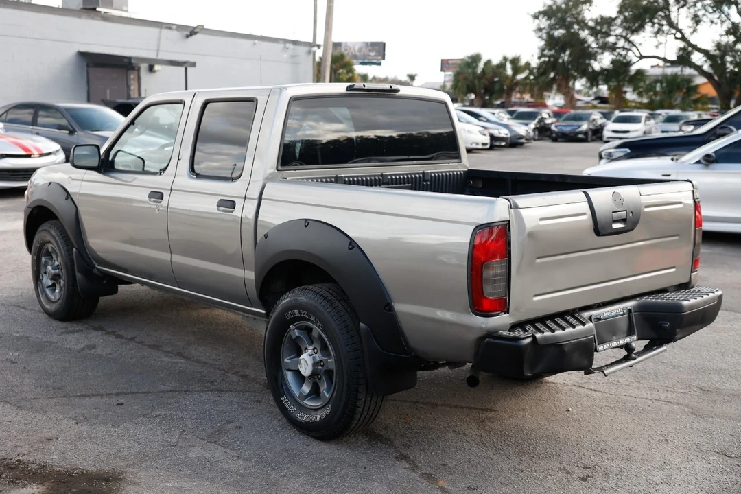 2002 Nissan Frontier 1st Gen - Image 5 of 12