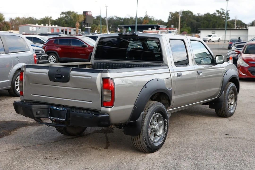 2002 Nissan Frontier 1st Gen - Image 11 of 12