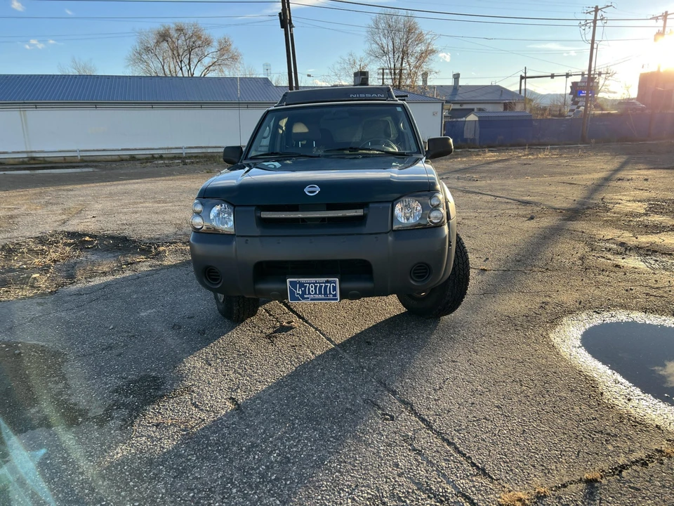 2002 Nissan Frontier 1st Gen - Image 15 of 31