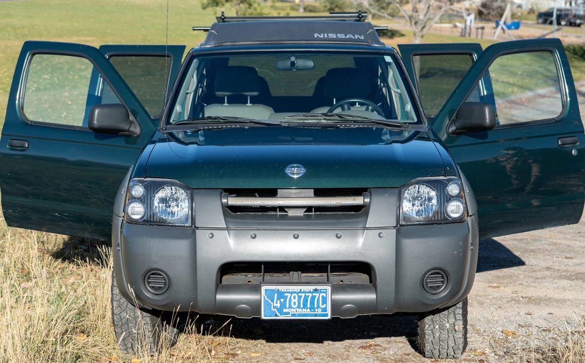 2002 Nissan Frontier 1st Gen - Image 17 of 31