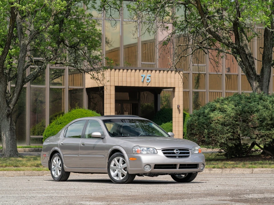 2002 Nissan Maxima 5th Gen - Image 12 of 31