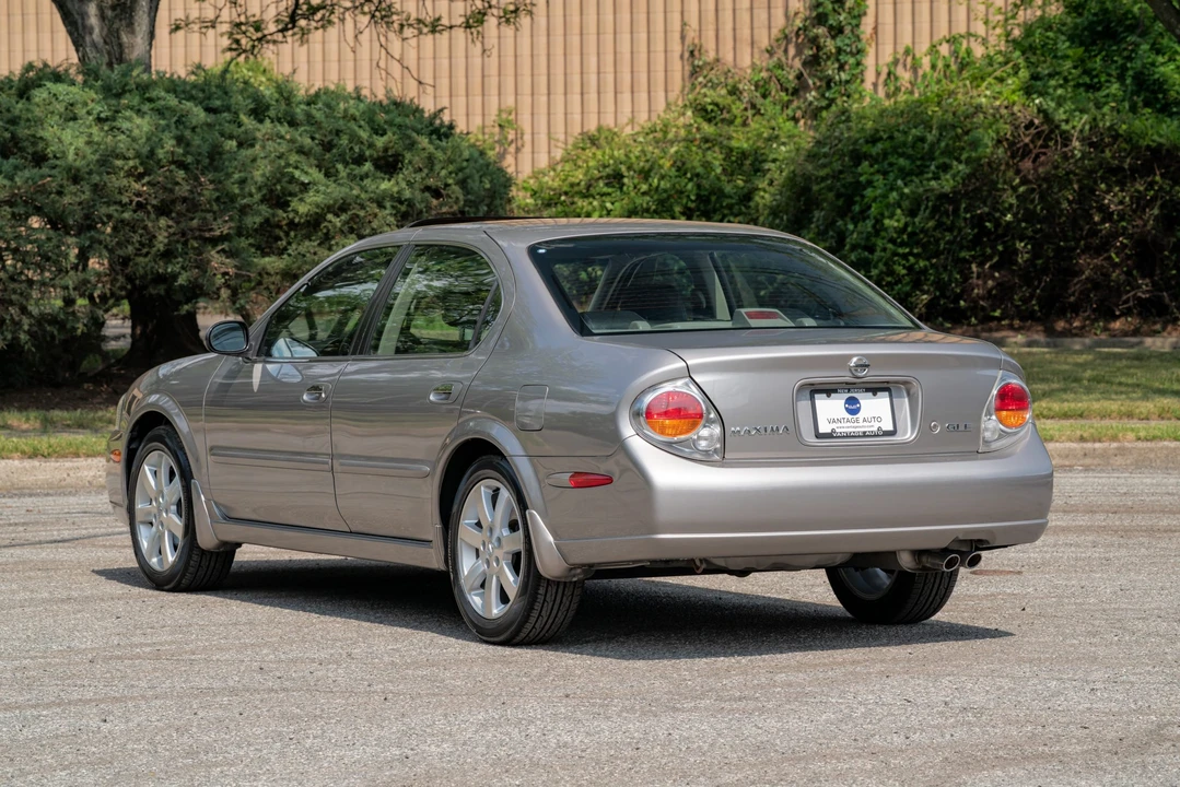 2002 Nissan Maxima 5th Gen - Image 6 of 31