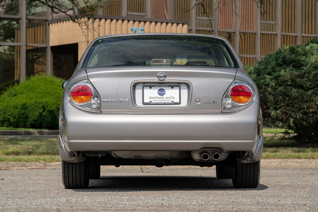 2002 Nissan Maxima 5th Gen - Image 8 of 31