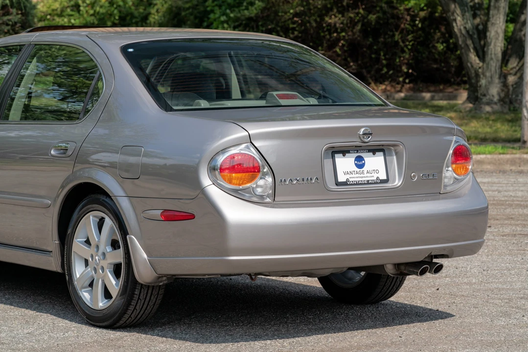 2002 Nissan Maxima 5th Gen - Image 20 of 31