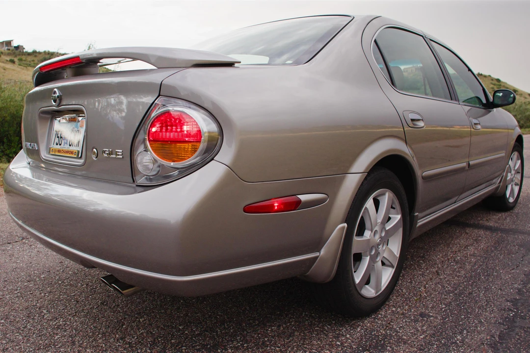2002 Nissan Maxima 5th Gen - Image 15 of 31
