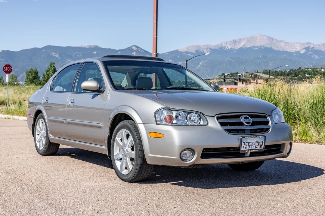 2002 Nissan Maxima 5th Gen - Image 10 of 31
