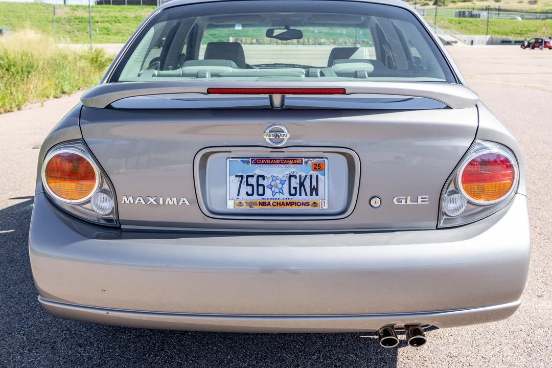 2002 Nissan Maxima 5th Gen - Image 8 of 31