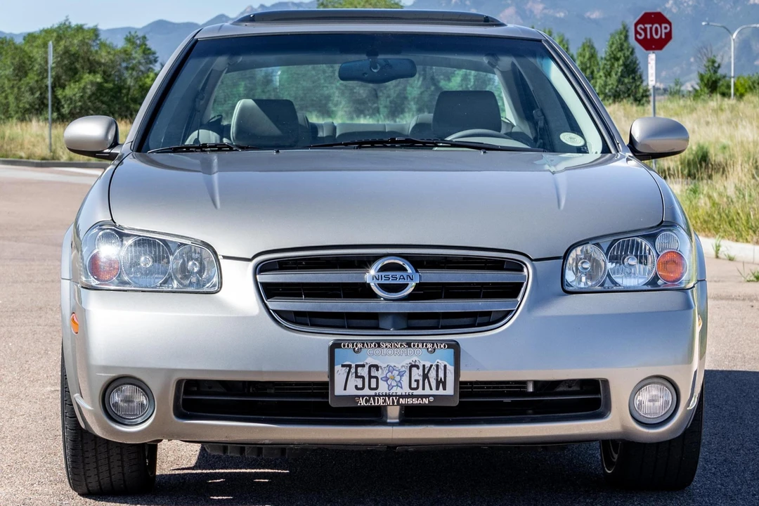 2002 Nissan Maxima 5th Gen - Image 3 of 31