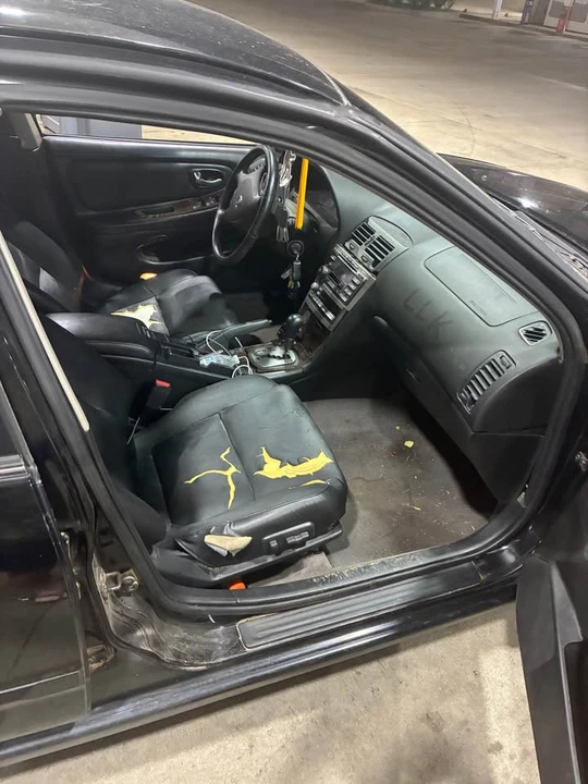 2002 Nissan Maxima 5th Gen - Image 4 of 9