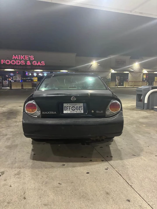 2002 Nissan Maxima 5th Gen - Image 6 of 9