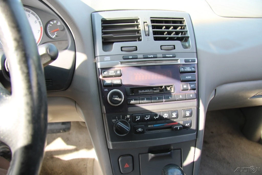 2002 Nissan Maxima 5th Gen - Image 19 of 21
