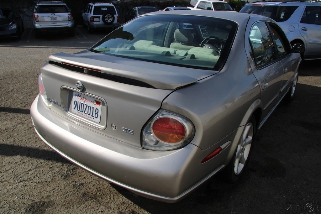 2002 Nissan Maxima 5th Gen - Image 9 of 21