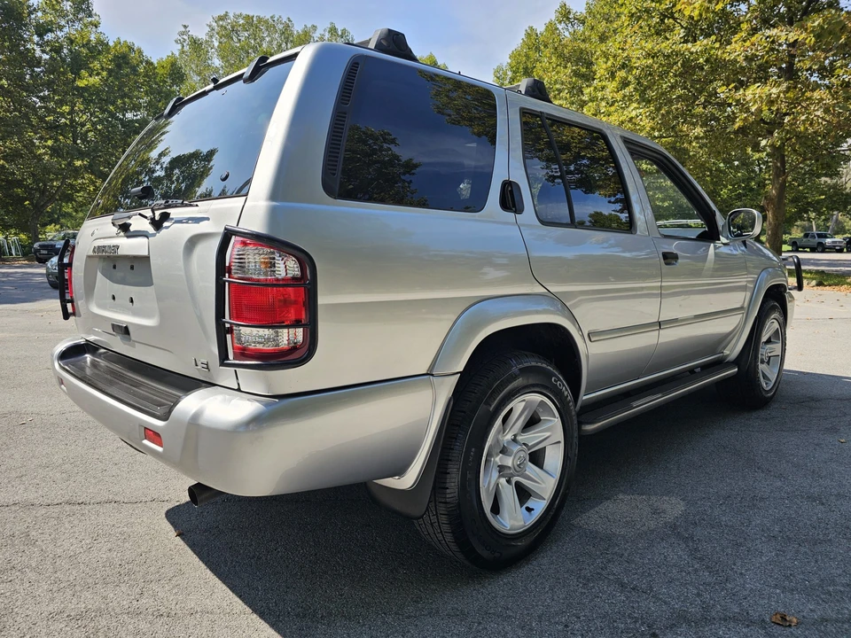 2002 Nissan Pathfinder 2nd Gen - Image 15 of 31