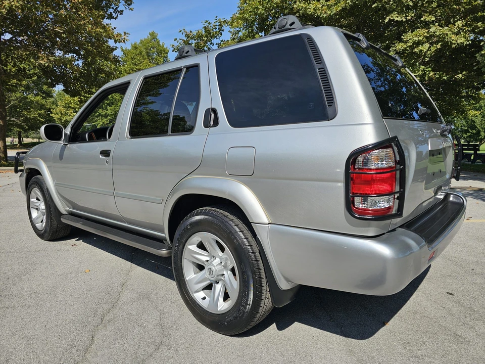 2002 Nissan Pathfinder 2nd Gen - Image 23 of 31