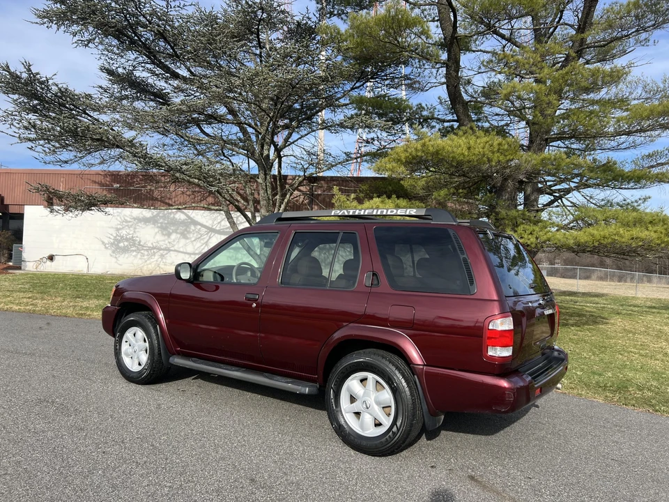 2002 Nissan Pathfinder 2nd Gen - Image 14 of 31