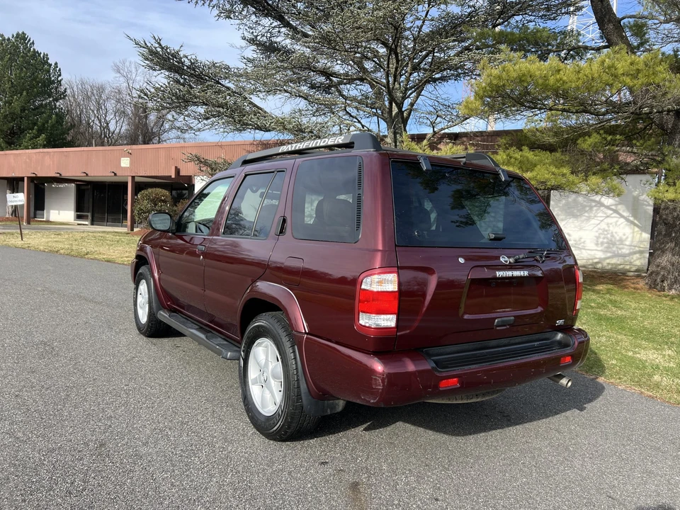 2002 Nissan Pathfinder 2nd Gen - Image 13 of 31